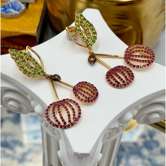 🆕 KURT GEIGER LONDON 🧿 NWOT Pavé CHERRIES Cherry Statement Earrings, Gold Tone - Picture 14 of 16